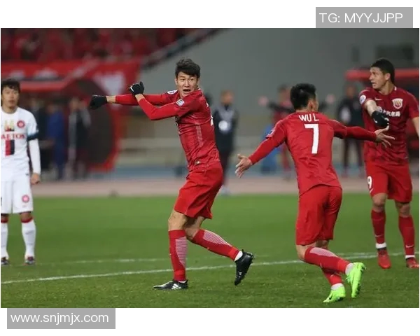 巴克斯队球员表现出色,为球队带来胜利 巴克斯队球员表现出色,为球队带来胜利