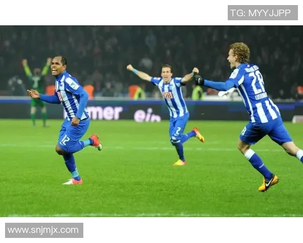 柏林赫塔客场大胜,德甲前八放眼欧战资格! 柏林赫塔客场大胜,德甲前八放眼欧战资格!