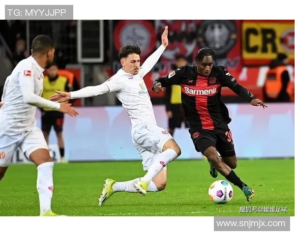 拜仁惊呆!弗赖堡绝杀破慕尼黑,德甲榜首位置悬念重重 拜仁惊呆!弗赖堡绝杀破慕尼黑,德甲榜首位置悬念重重